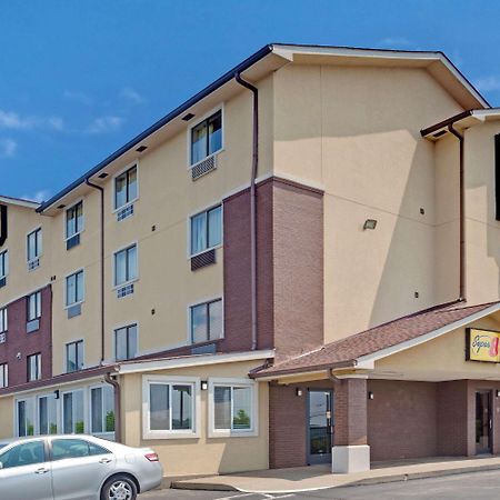 Super 8 By Wyndham Nashville/ Dntn/ Opryland Area Luaran gambar