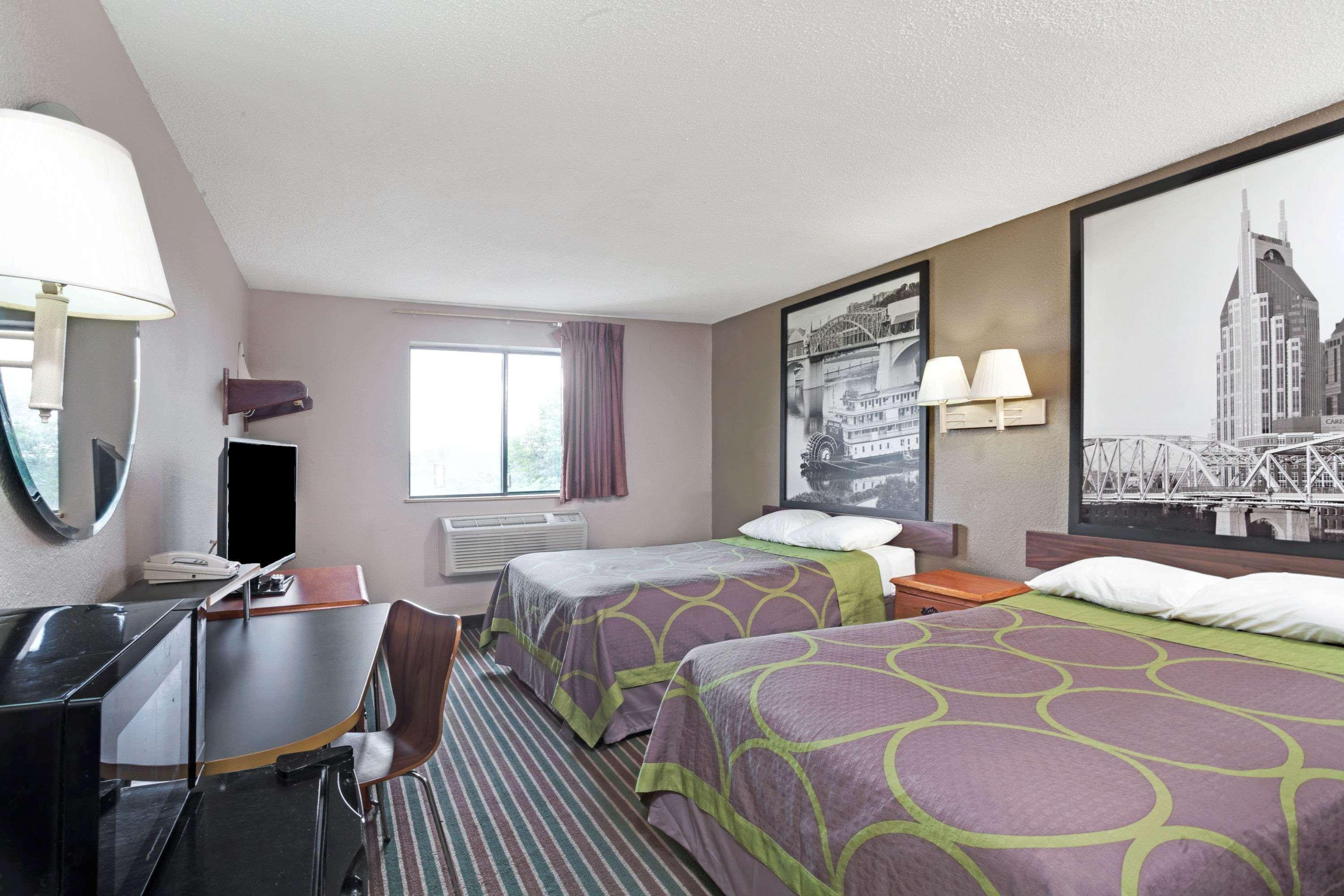 Super 8 By Wyndham Nashville/ Dntn/ Opryland Area Luaran gambar